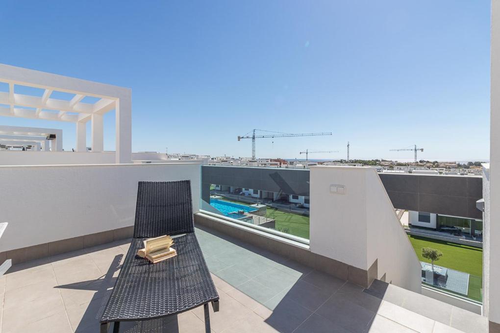 Calle Bullas Topfloor Lejlighed Torrevieja Exterior photo